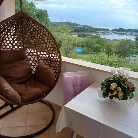 Pometo Iii * بوريتش